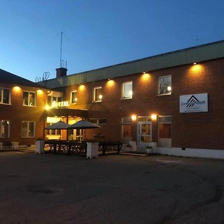 Dentas Hotell Raivi Hoting Buitenkant foto