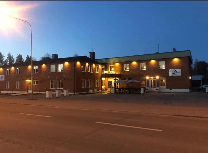 Dentas Hotell Raivi Hoting Buitenkant foto