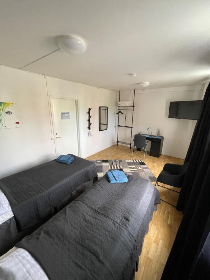 Dentas Hotell Raivi Hoting Buitenkant foto