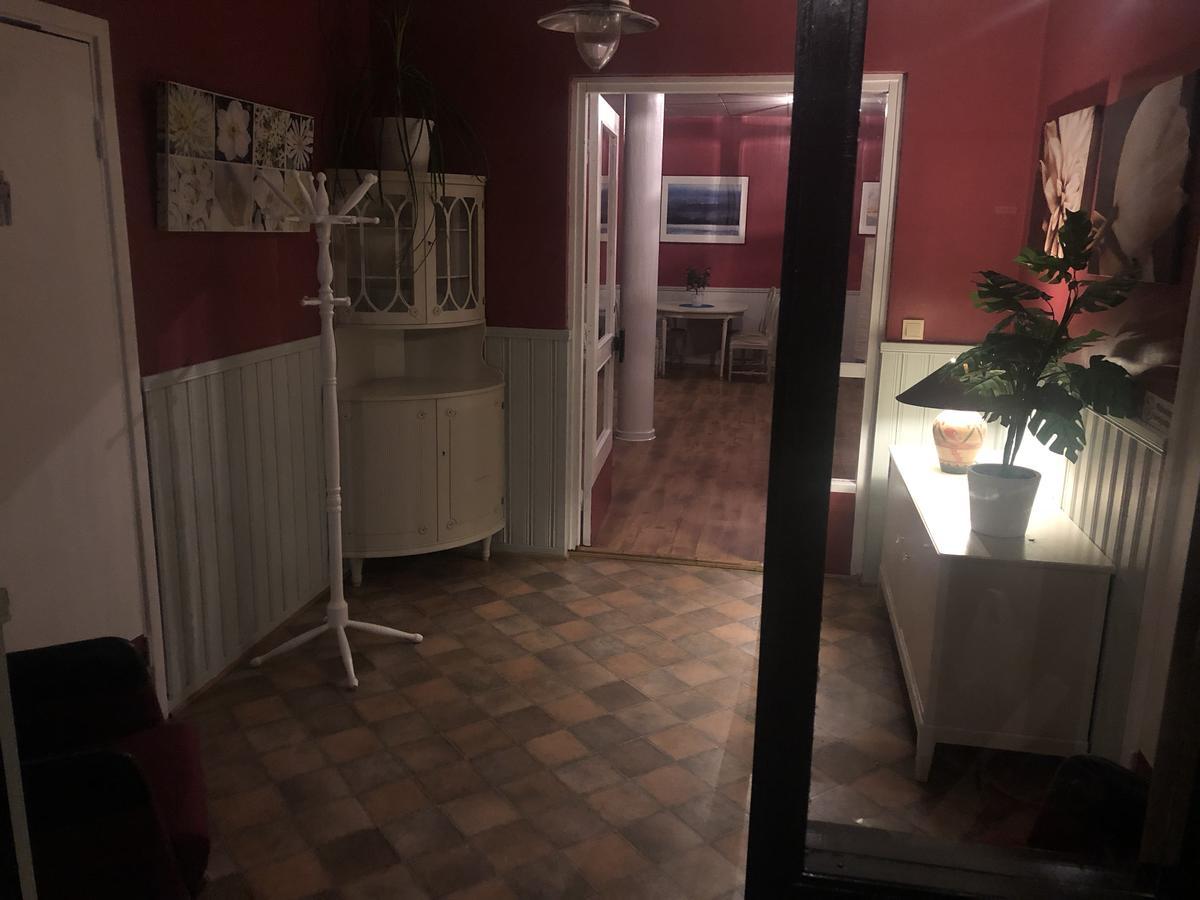 Dentas Hotell Raivi Hoting Buitenkant foto